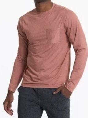Vuori Men’s Tradewind Long Sleeve Crew Neck T Shirt in Penny Heather XL
